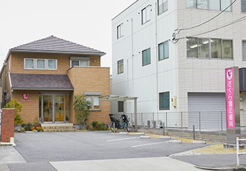 駅前かつ駐車場5台の通いやすい立地条件